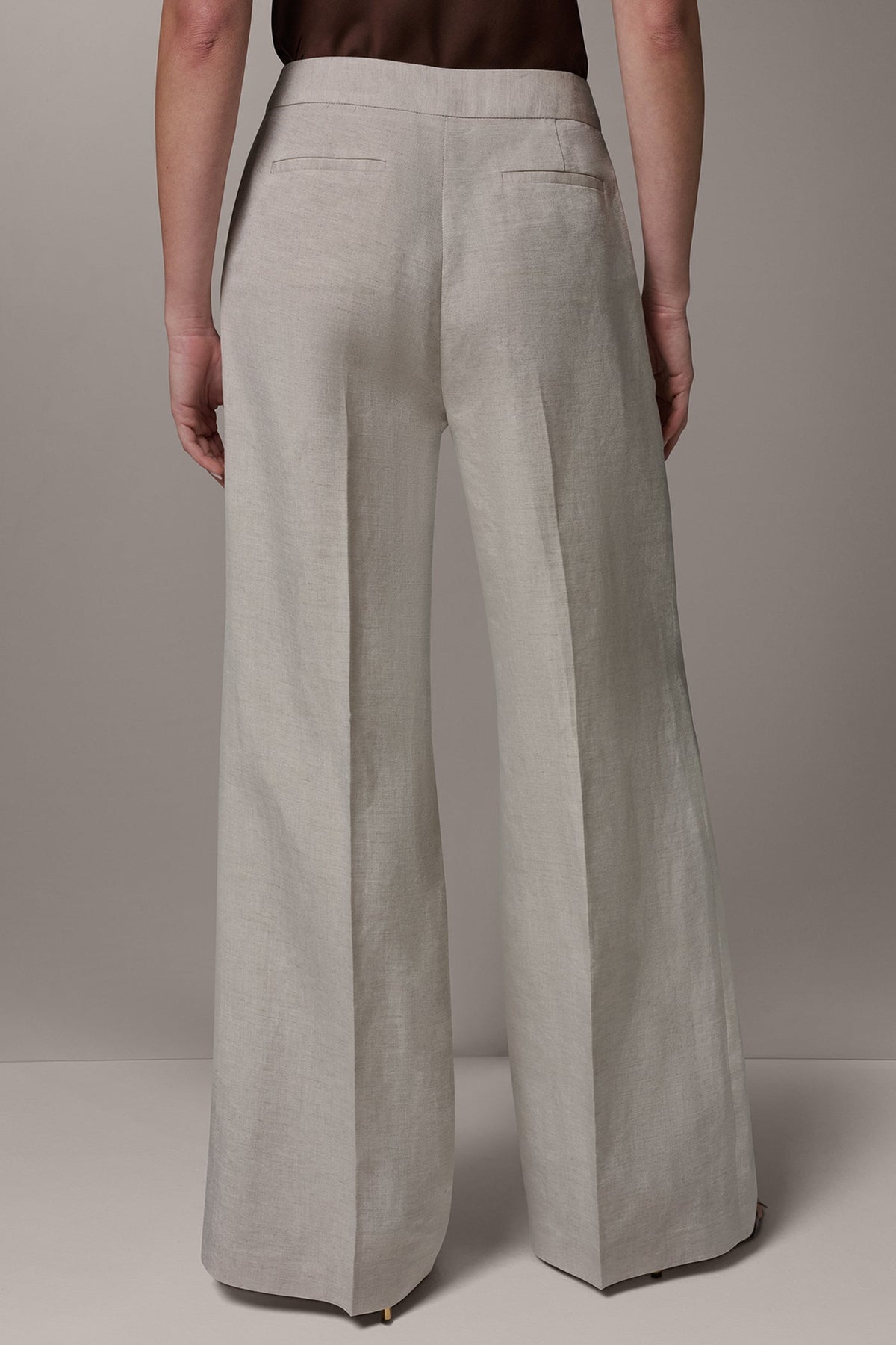 Donna Karan MID-RISE PLEATED WIDE-LEG PANT