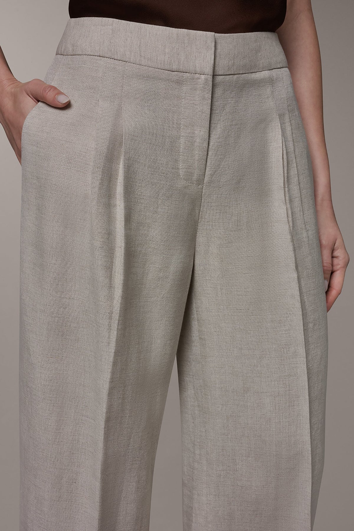 Donna Karan MID-RISE PLEATED WIDE-LEG PANT