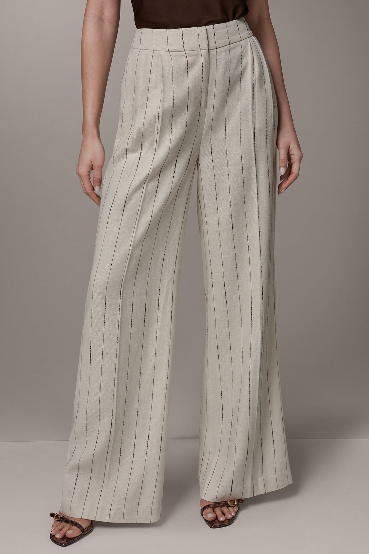 Donna Karan MID-RISE PINSTRIPE PLEATED WIDE-LEG PANT