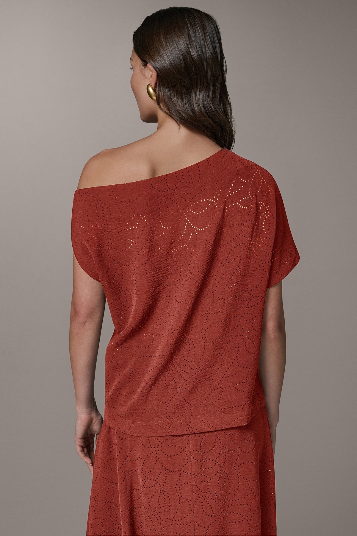 Donna Karan SLEEVELESS ASYMMETRIC LASER CUT TOP