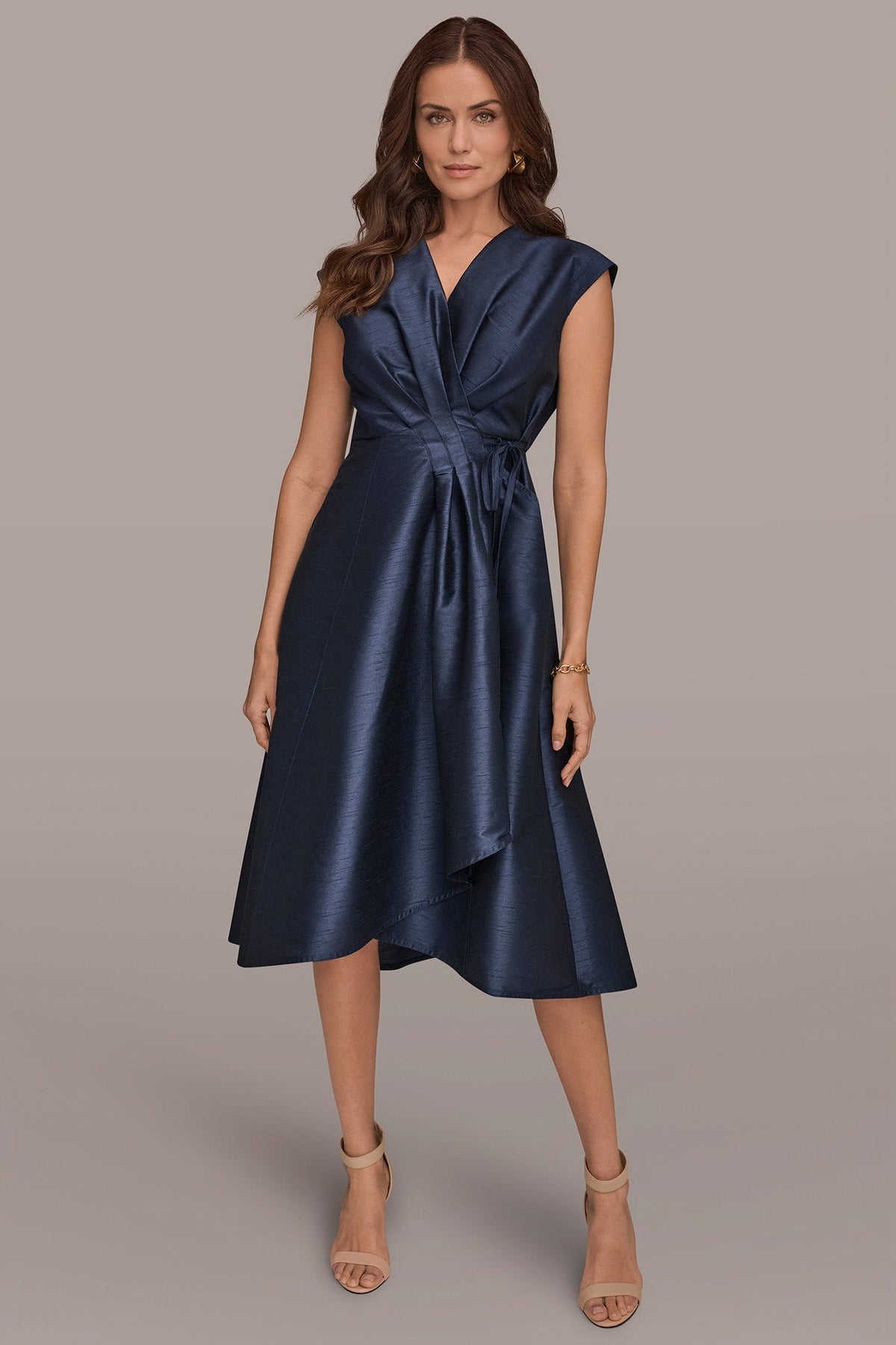 Donna Karan SLEEVELESS PLEATED MIDI WRAP DRESS
