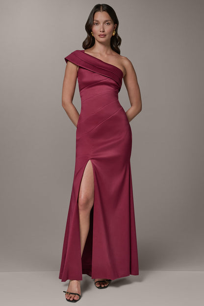Donna Karan ONE-SHOULDER GOWN
