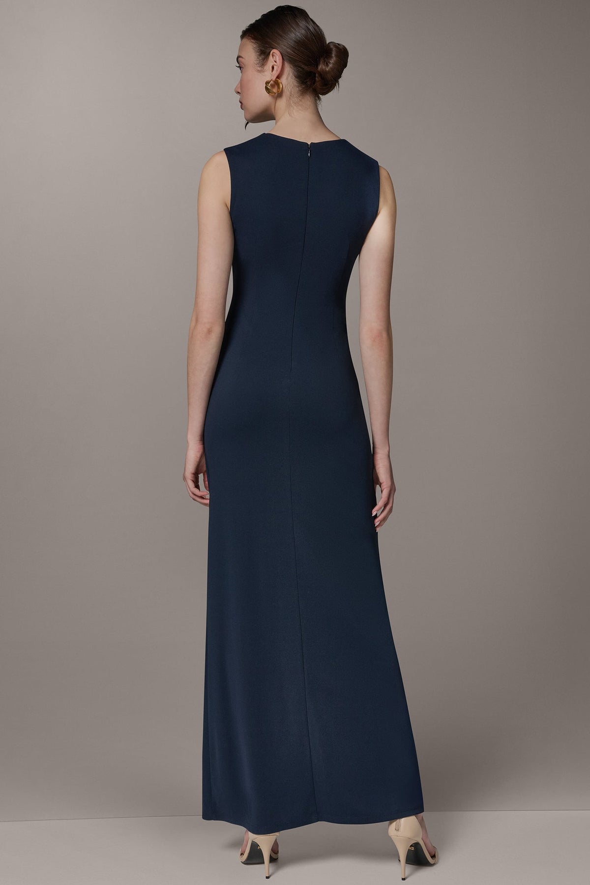Donna Karan SLEEVELESS ASYMMETRIC GOWN