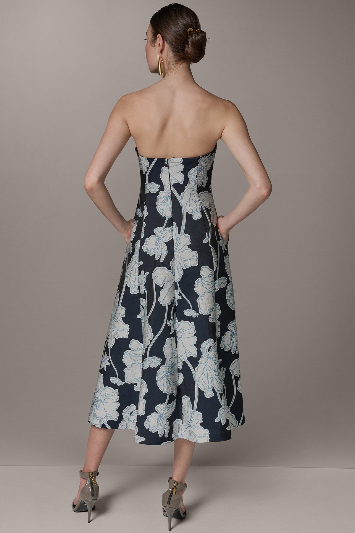 Donna Karan STRAPLESS MIDI FIT AND FLARE DRESS