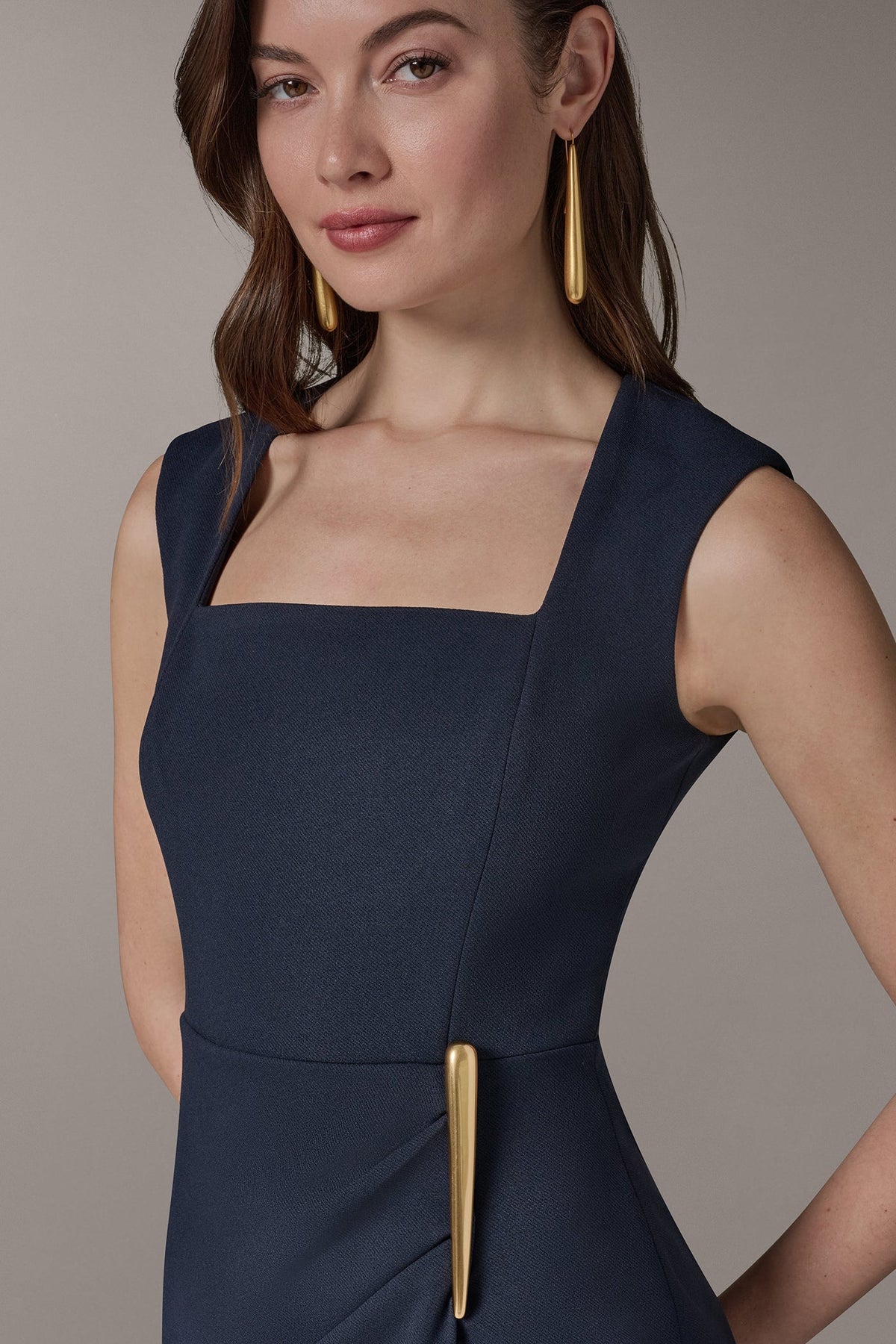 Donna Karan SLEEVELESS WRAP-EFFECT MIDI DRESS