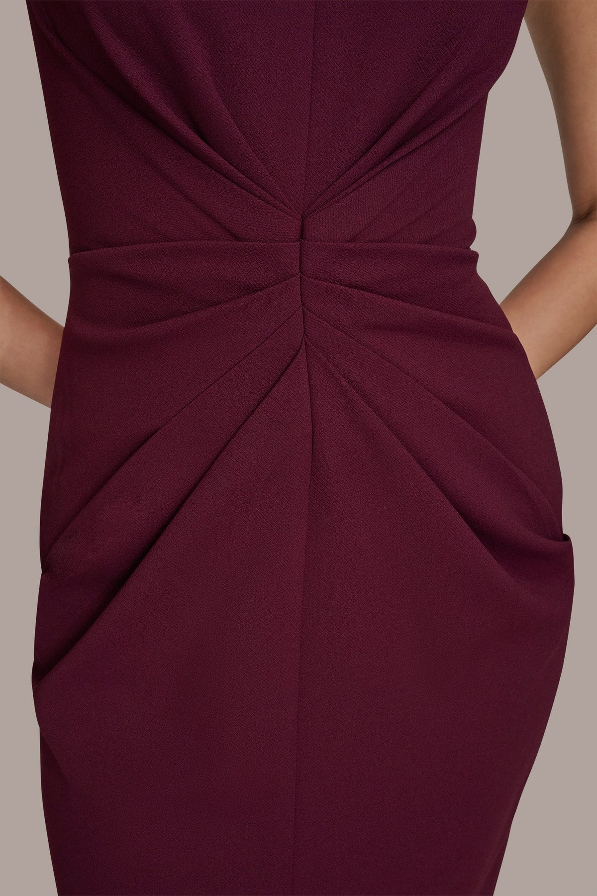 Donna Karan SLEEVELESS SPLIT-FRONT MIDI SHEATH DRESS