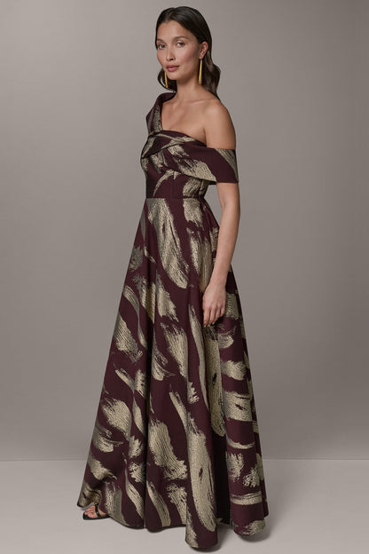 Donna Karan ONE SHOULDER METALLIC BRUSHTROKE GOWN