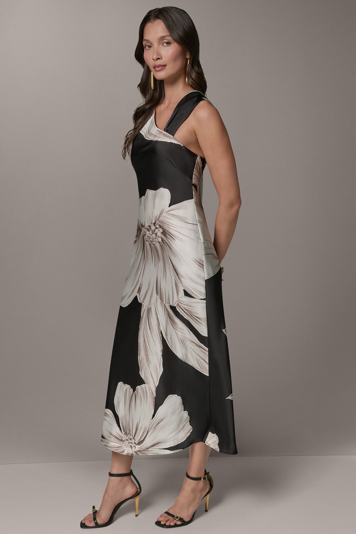 Donna Karan SLEEVELESS ASYMMETRIC MIDI HALTER DRESS
