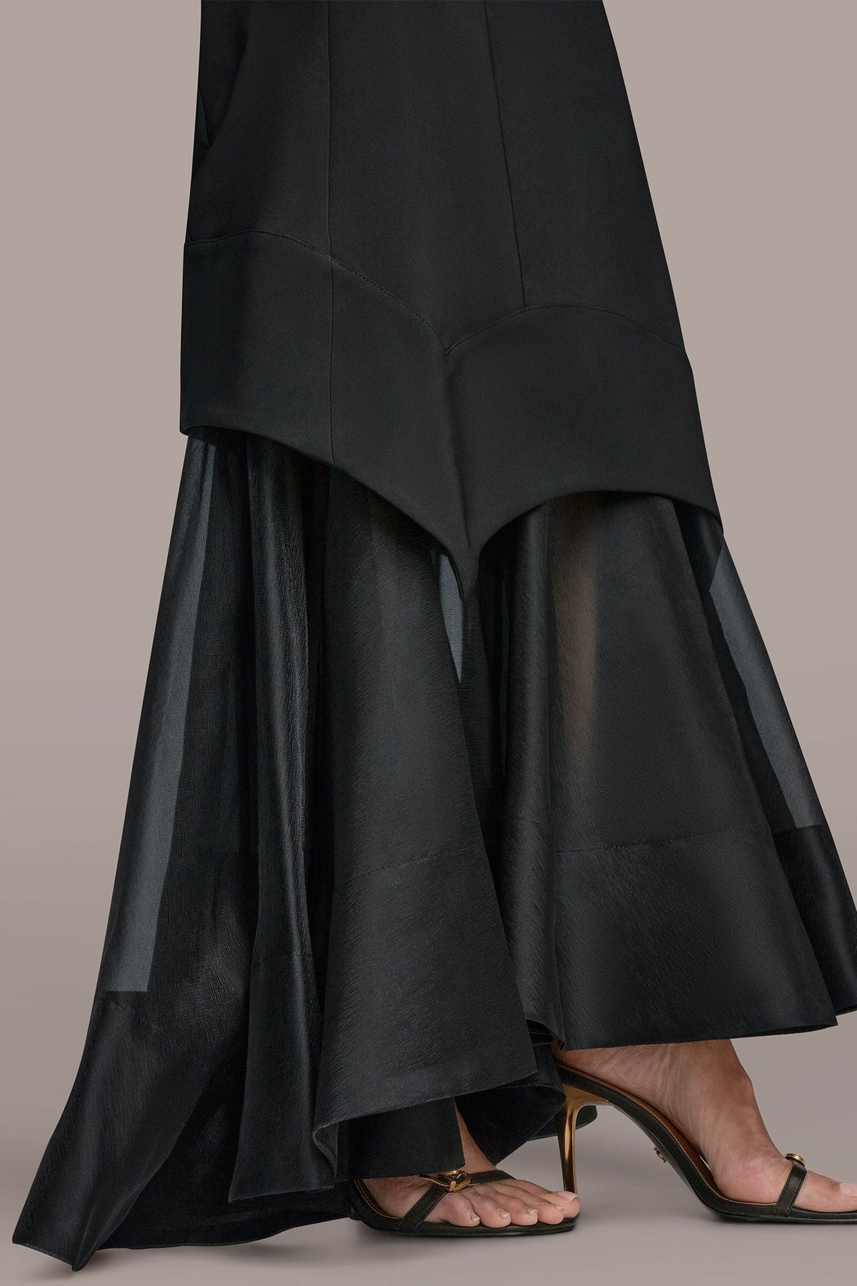 Donna Karan STRAPLESS ORGANZA SKIRT GOWN