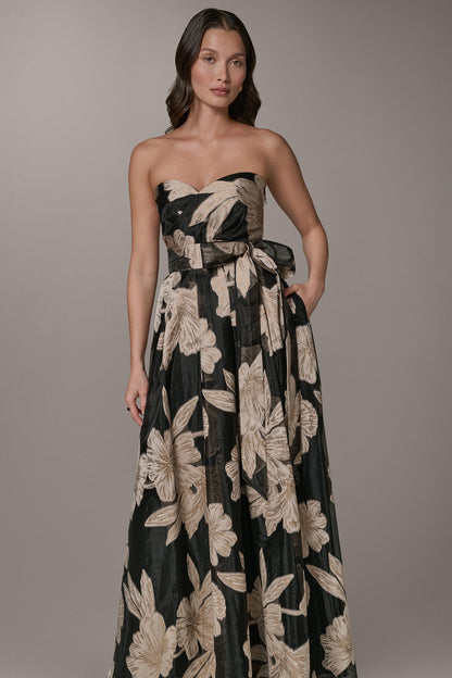 Donna Karan STRAPLESS SWEETHEART METALLIC FLORAL BALL GOWN