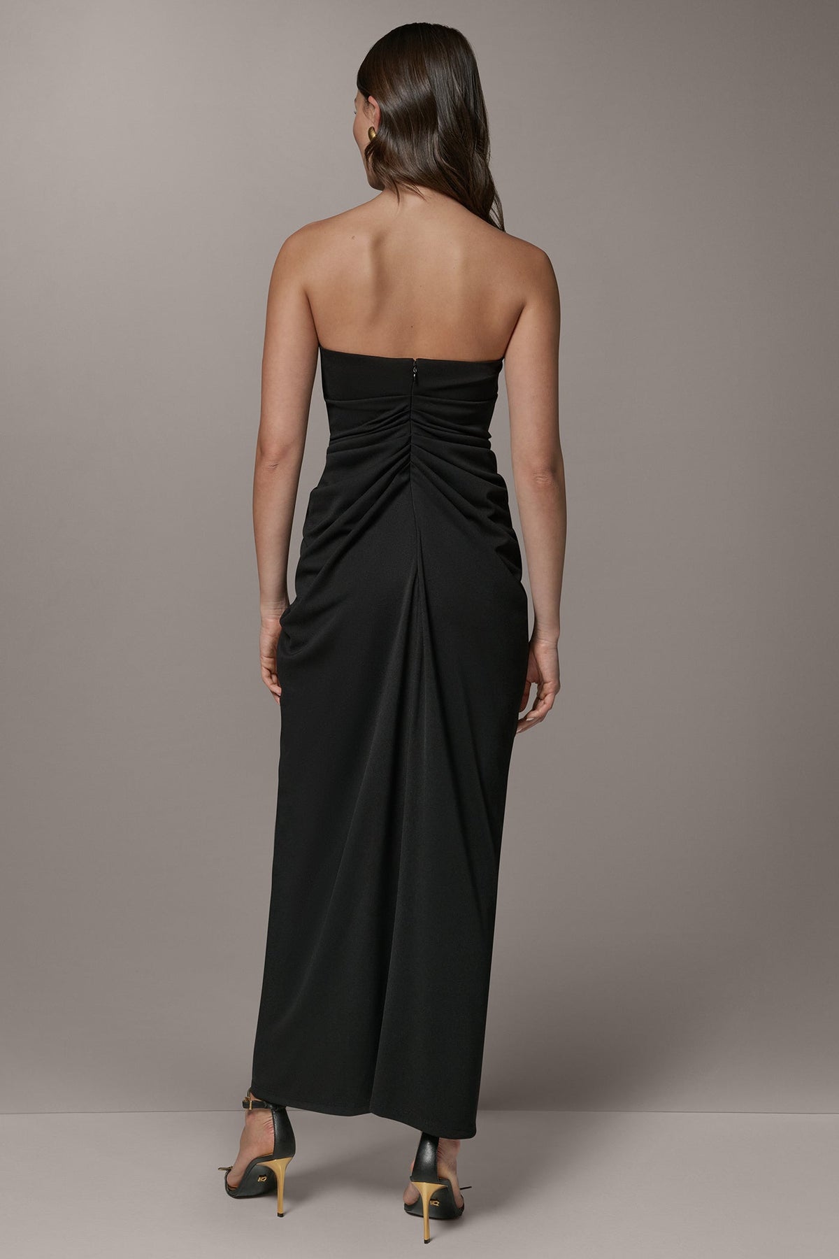 Donna Karan STRAPLESS SWEETHEART GOWN