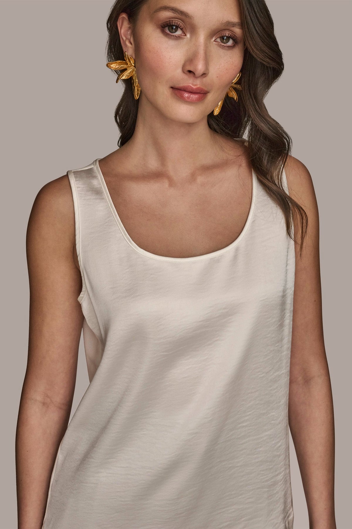 Donna Karan SCOOP NECK SHELL