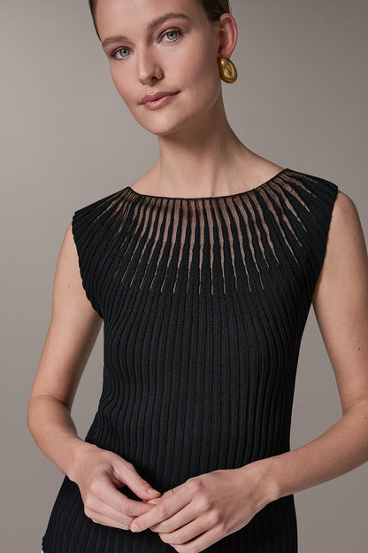 Donna Karan RIBBED SLEEVLESS SWEATER