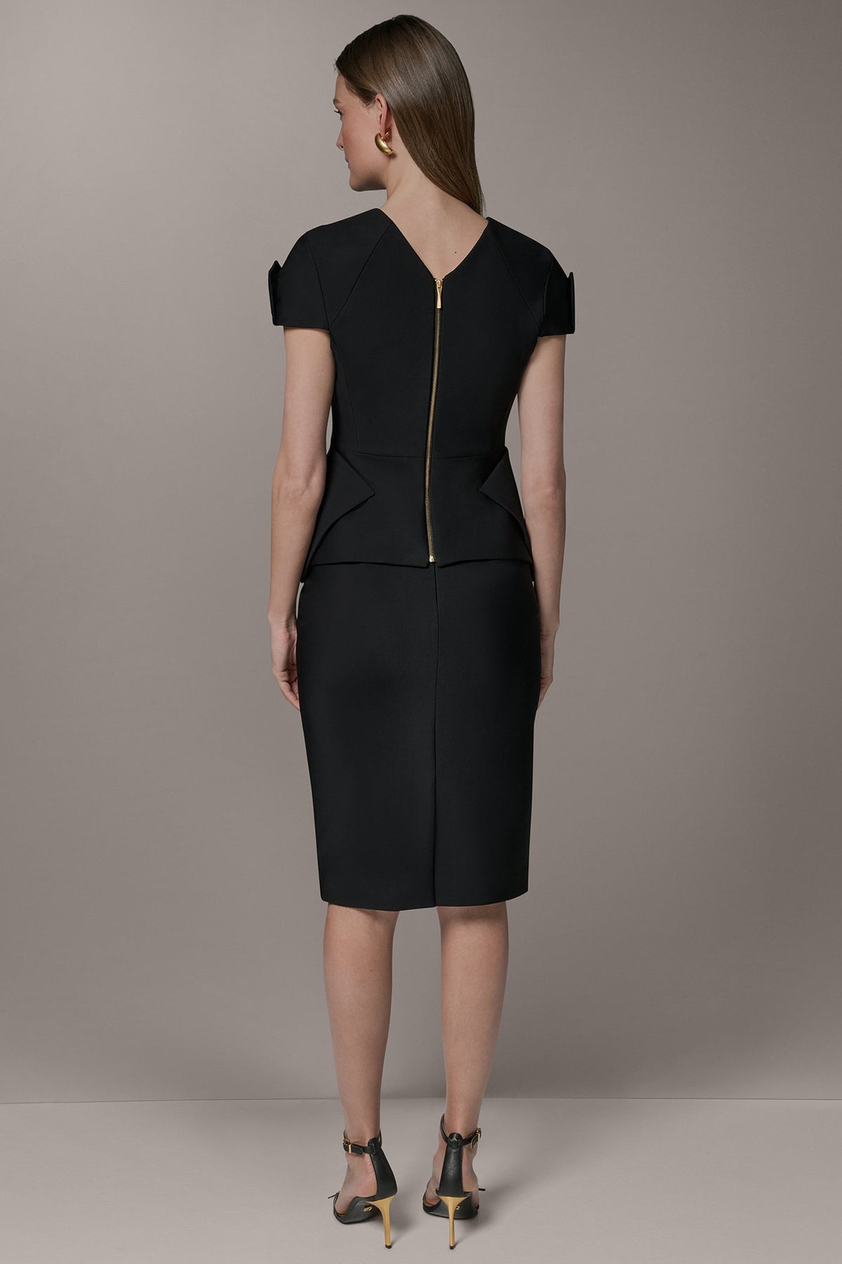 Donna Karan SHORT SLEEVE PEPLUM TOP