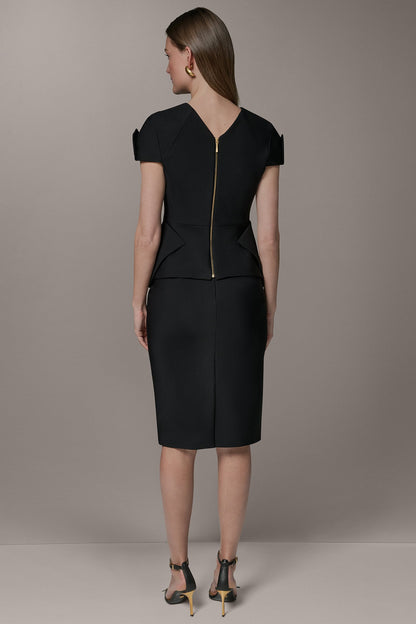 Donna Karan SHORT SLEEVE PEPLUM TOP