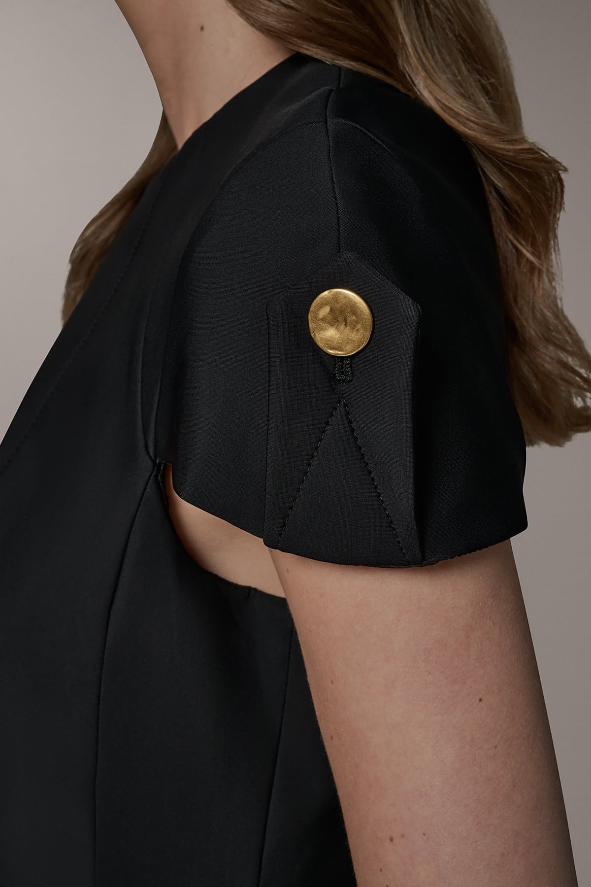 Donna Karan SHORT SLEEVE PEPLUM TOP