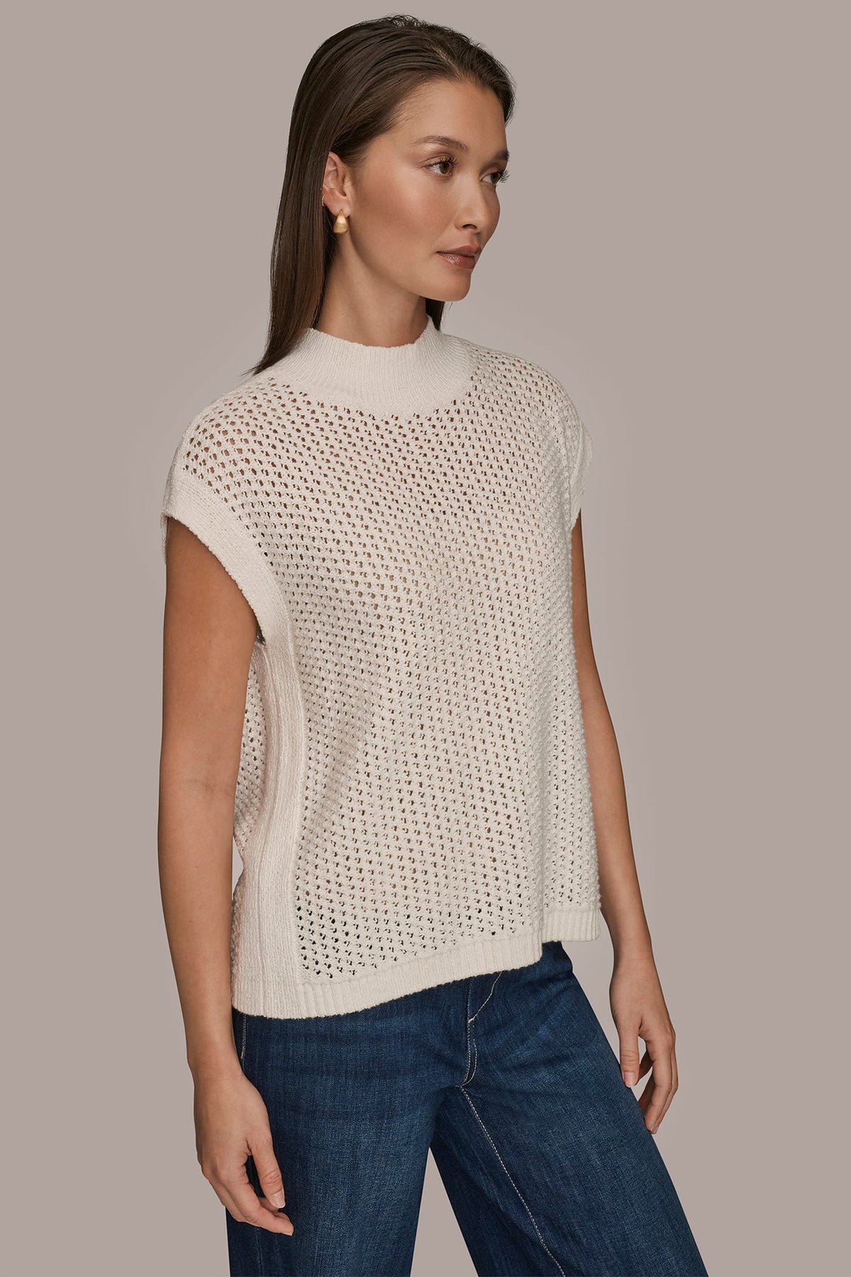 Donna Karan SLEEVELESS MOCK-NECK OPEN STITCH SWEATER