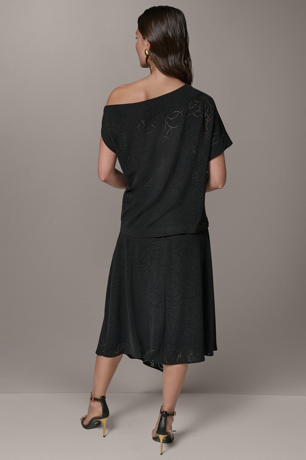 Donna Karan SLEEVELESS ASYMMETRIC LASER CUT TOP