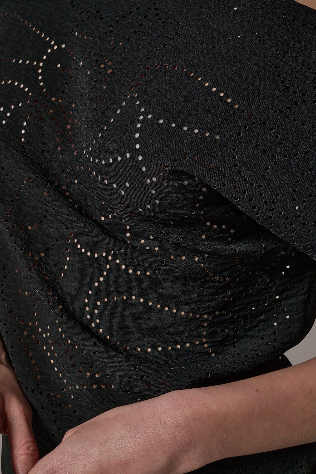 Donna Karan SLEEVELESS ASYMMETRIC LASER CUT TOP