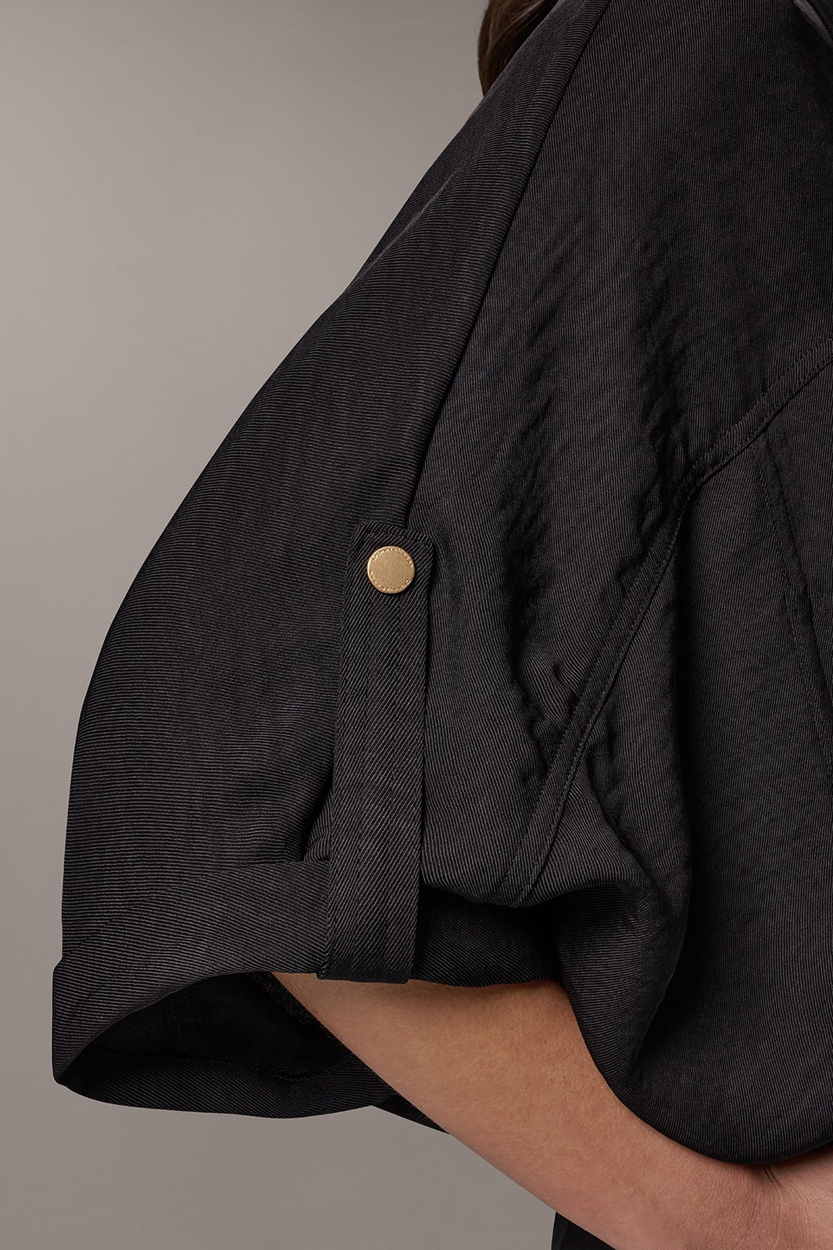 Donna Karan CINCHED HEM SHIRT