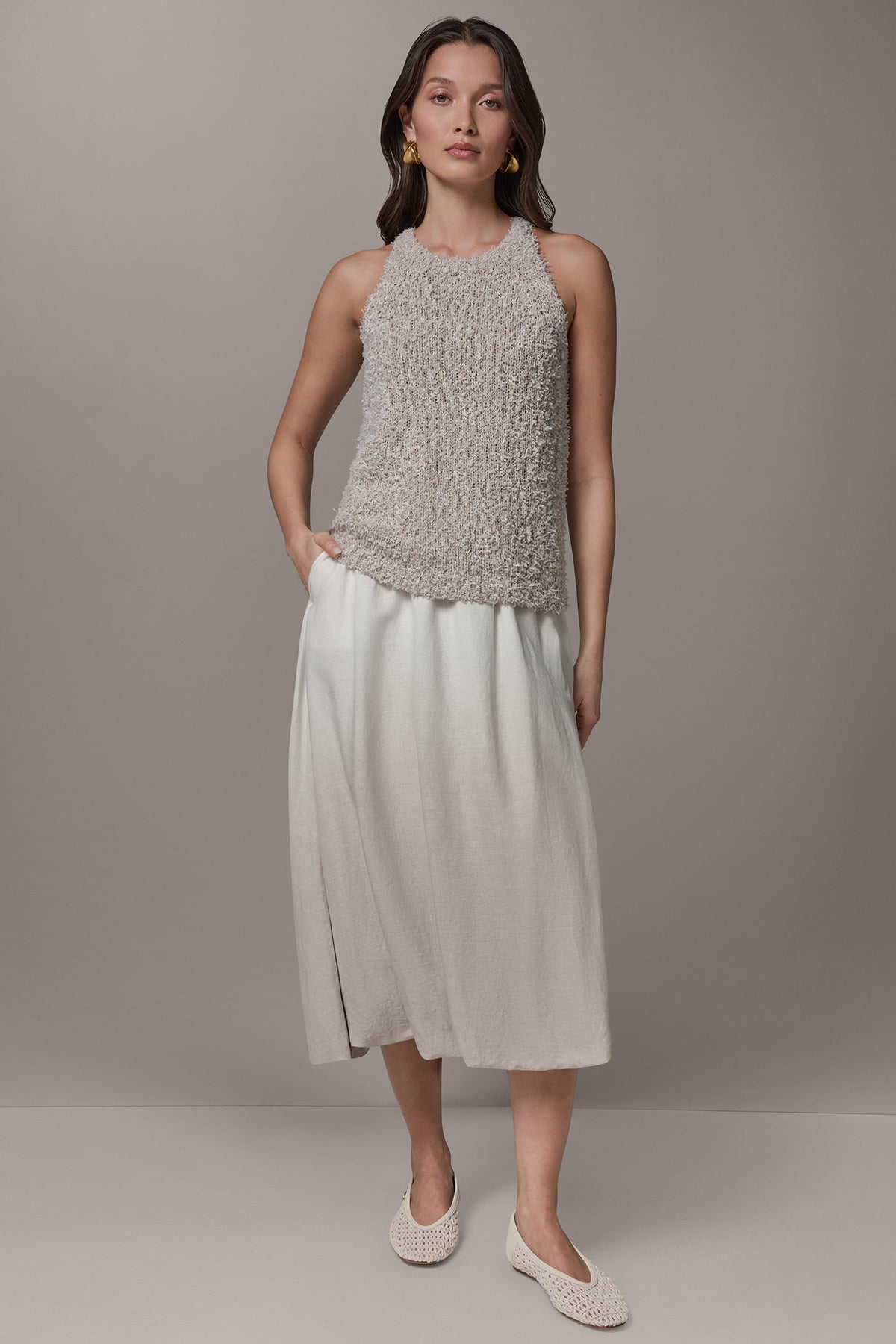 Donna Karan SLEEVELESS HALTER SWEATER TANK