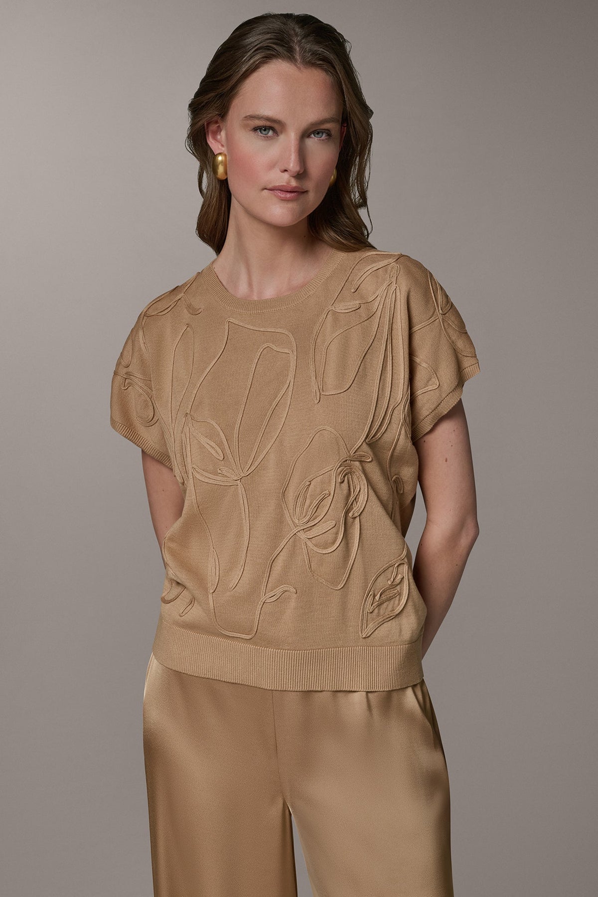 Donna Karan SHORT SLEEVE GEOMETRIC SWEATER