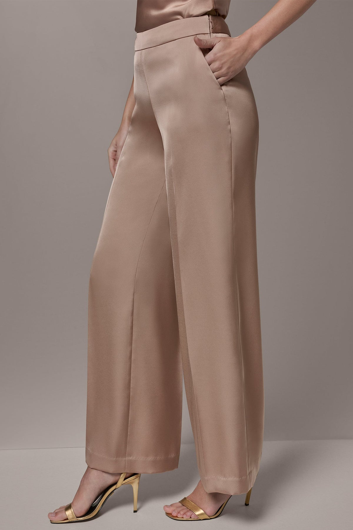Donna Karan SATIN EXTRA HIGH-RISE WIDE-LEG SUIT PANT