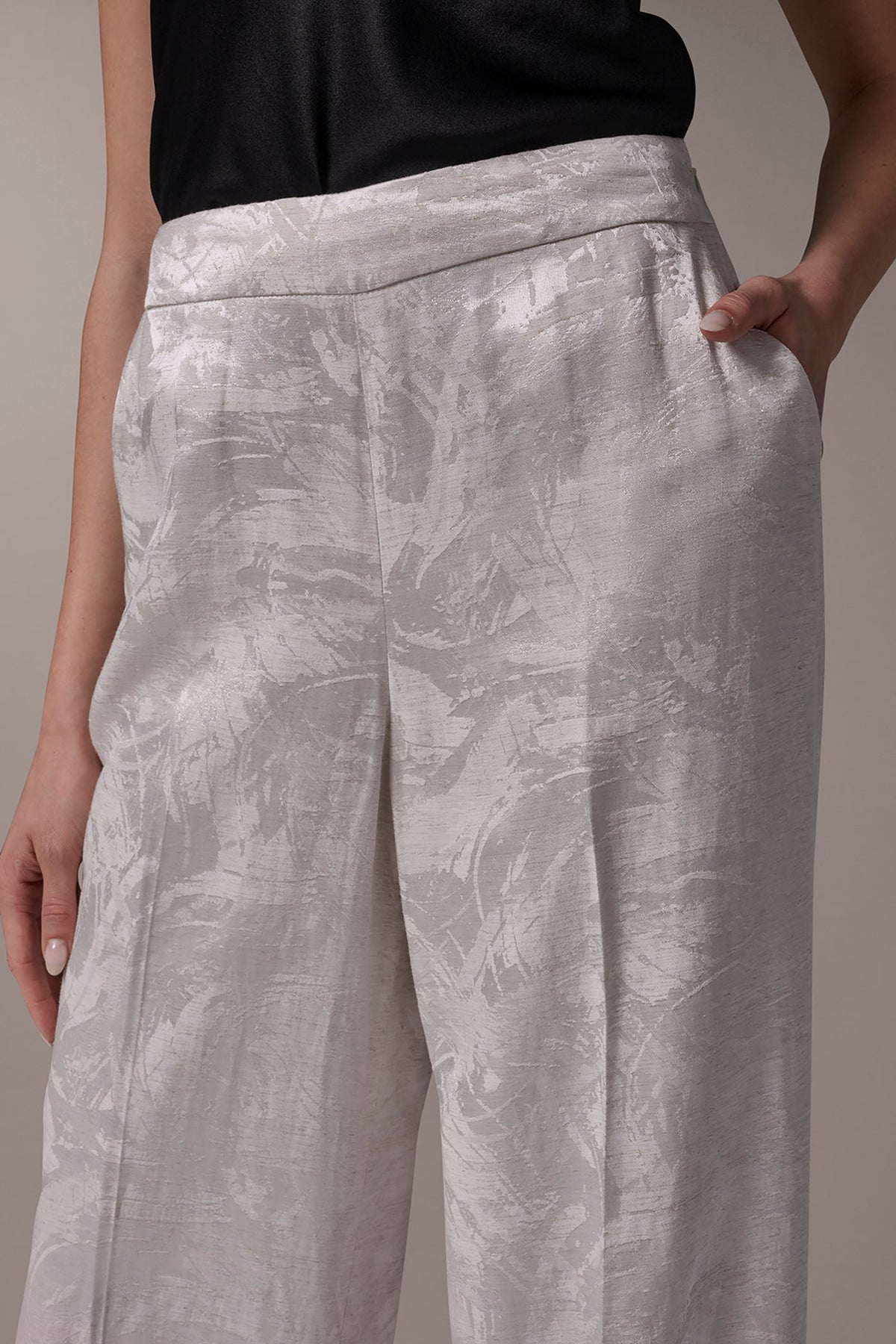Donna Karan EXTRA HIGH-RISE WIDE-LEG SUIT PANT