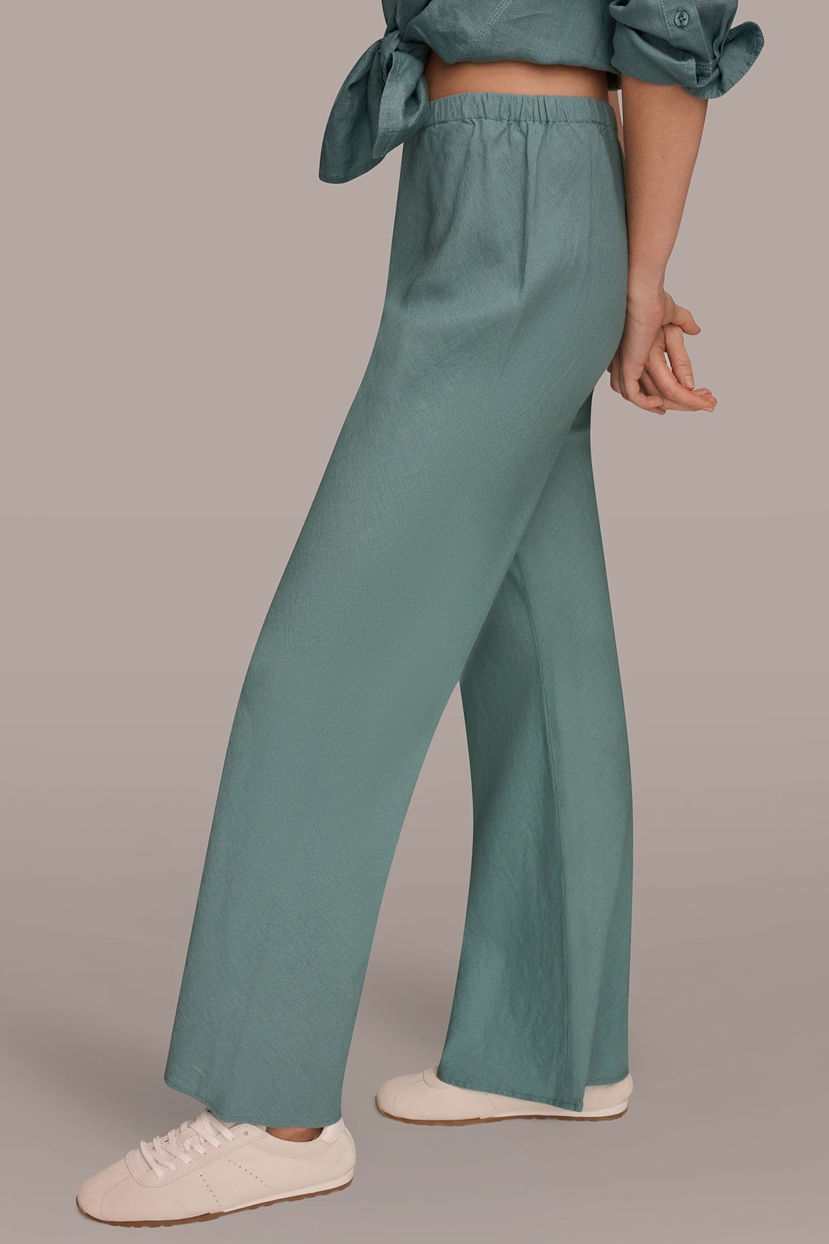 Donna Karan MID-RISE RELAXED ANKLE PANT