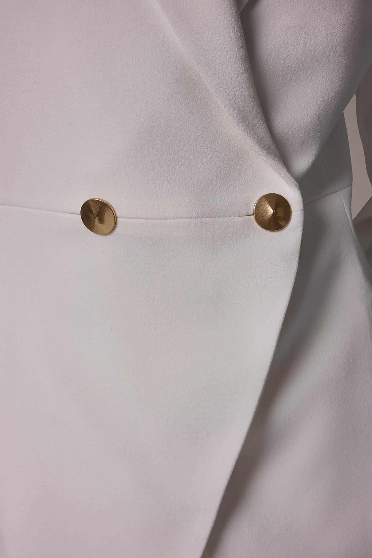 Donna Karan DOUBLE-BREASTED COLD-SHOULDER SUIT BLAZER