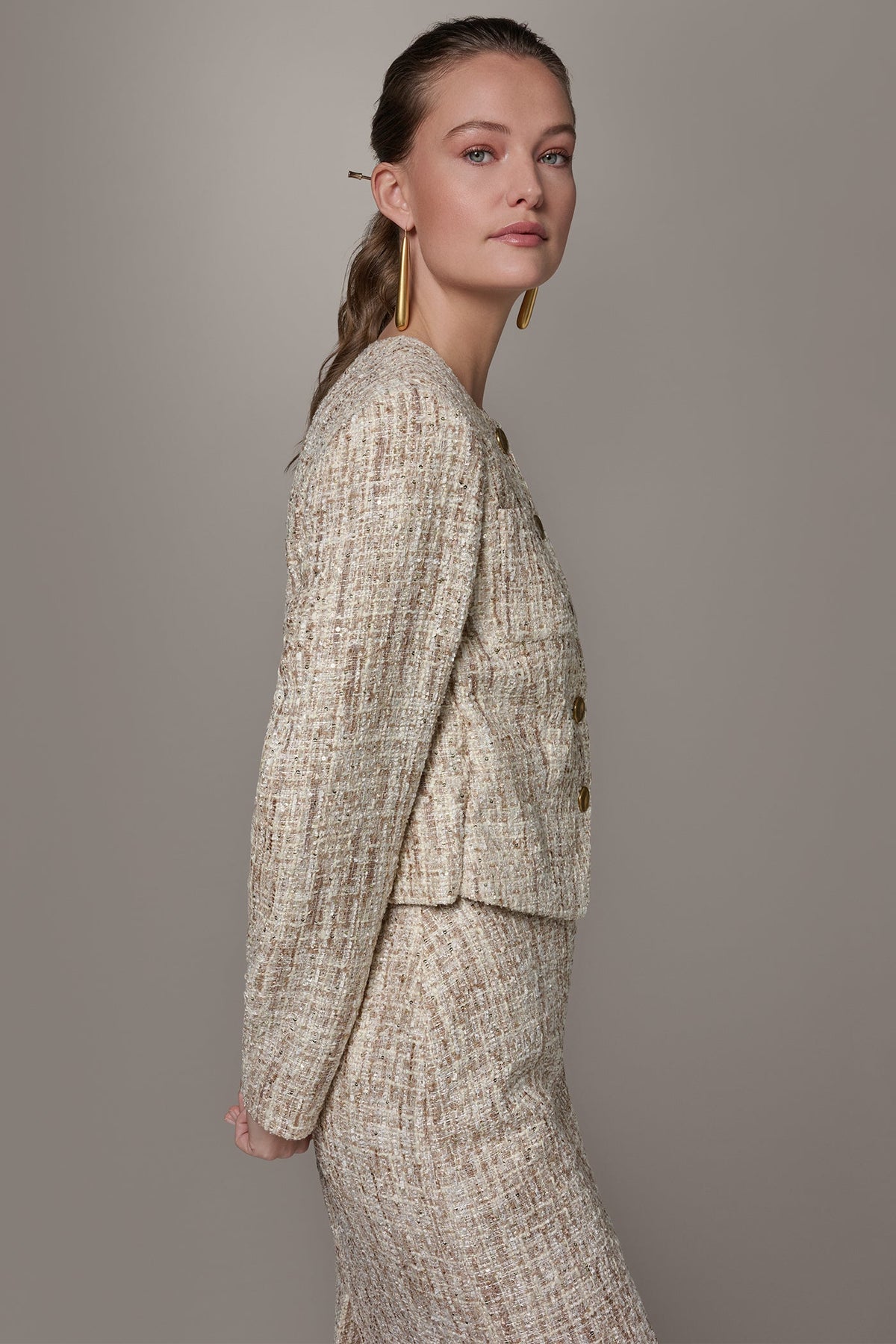 Donna Karan CROPPED SEQUINED TWEED LADY JACKET