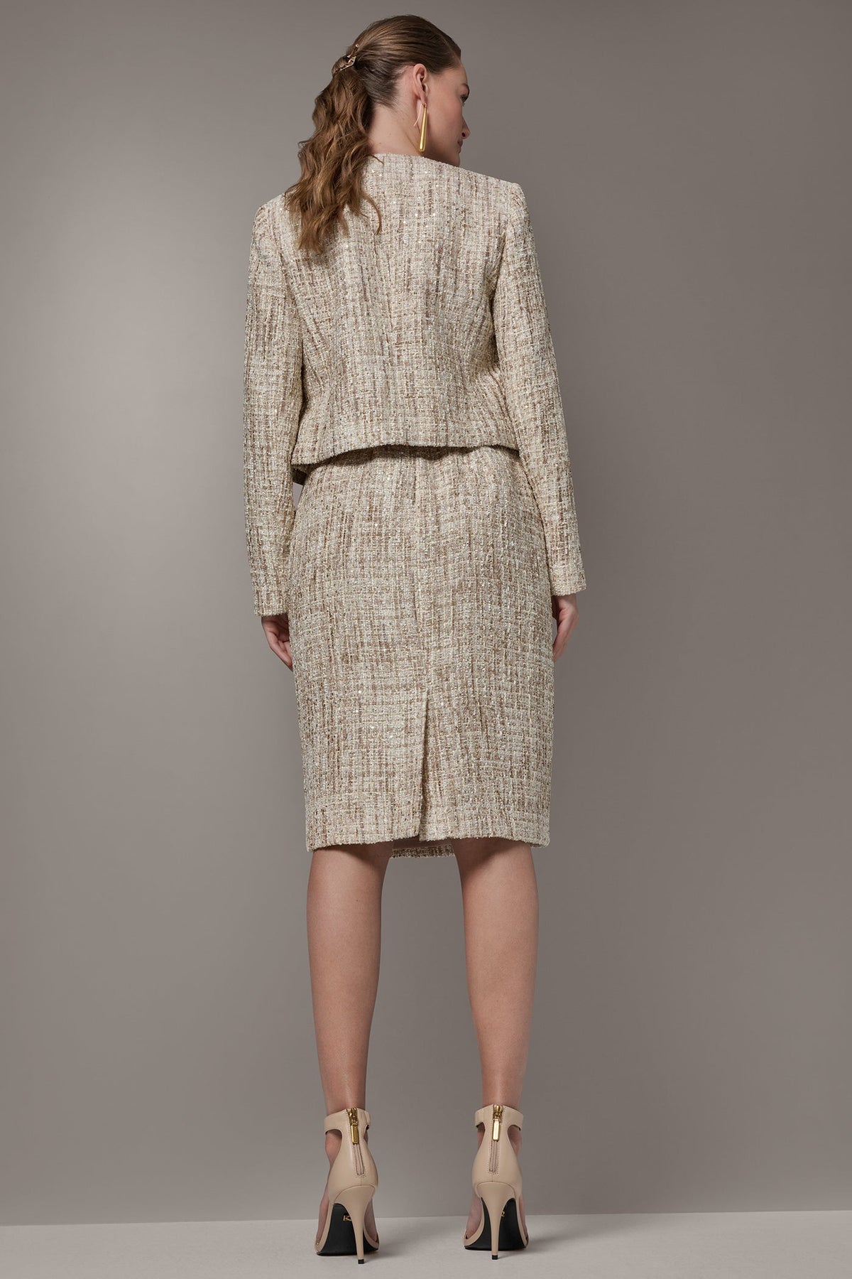Donna Karan CROPPED SEQUINED TWEED LADY JACKET