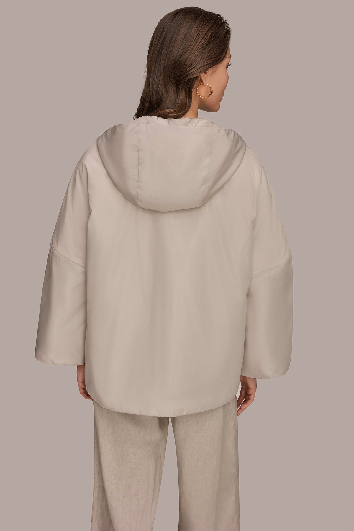 Donna Karan HOODED LIGHT QUILT JACKET