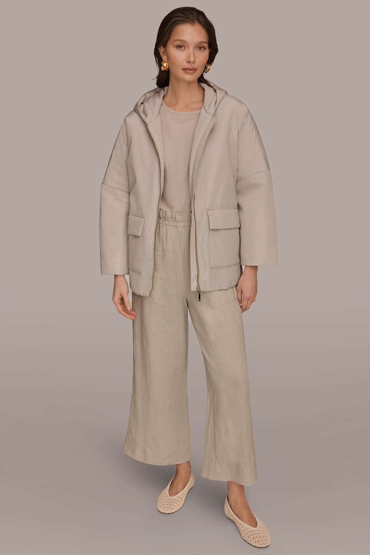 Donna Karan HOODED LIGHT QUILT JACKET
