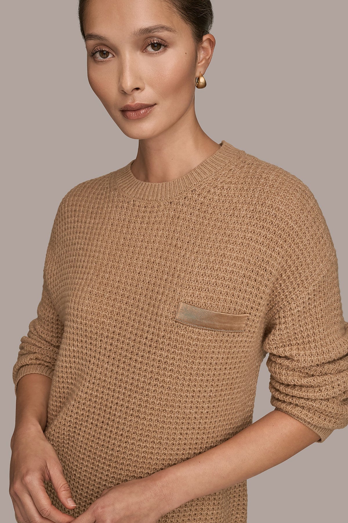 Donna Karan WOOL AND CASHMERE-BLEND POCKET SWEATER