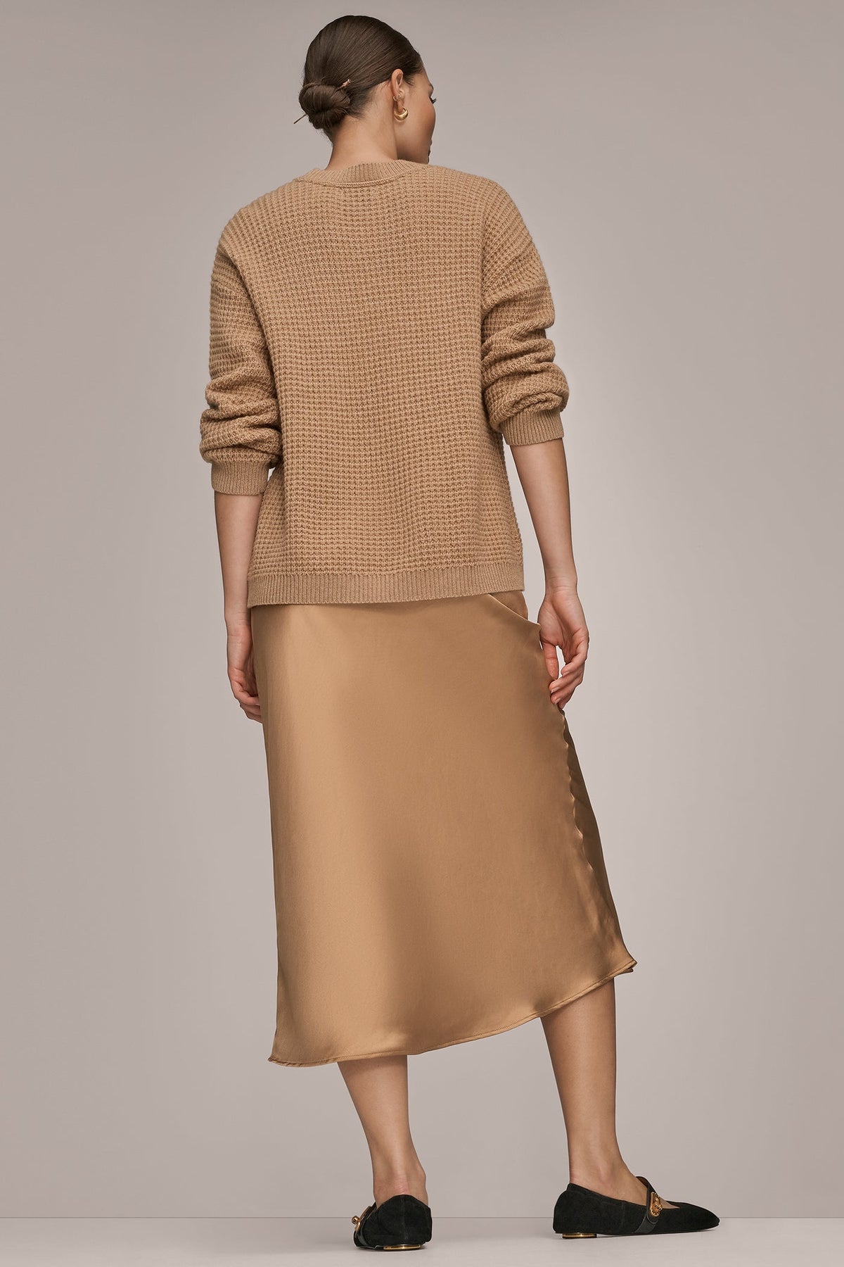 Donna Karan WOOL AND CASHMERE-BLEND POCKET SWEATER