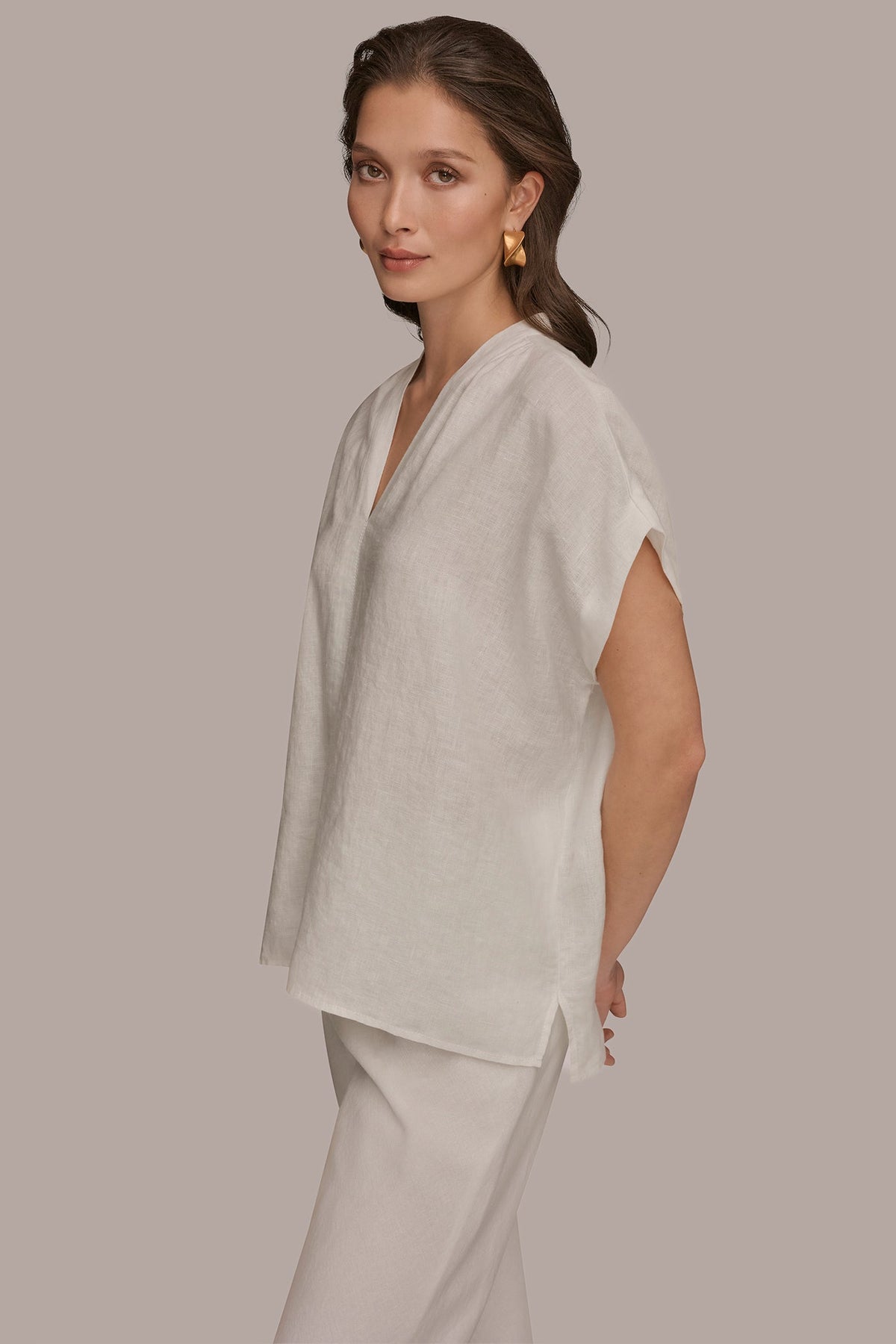 Donna Karan LINEN SLEEVELESS BLOUSE