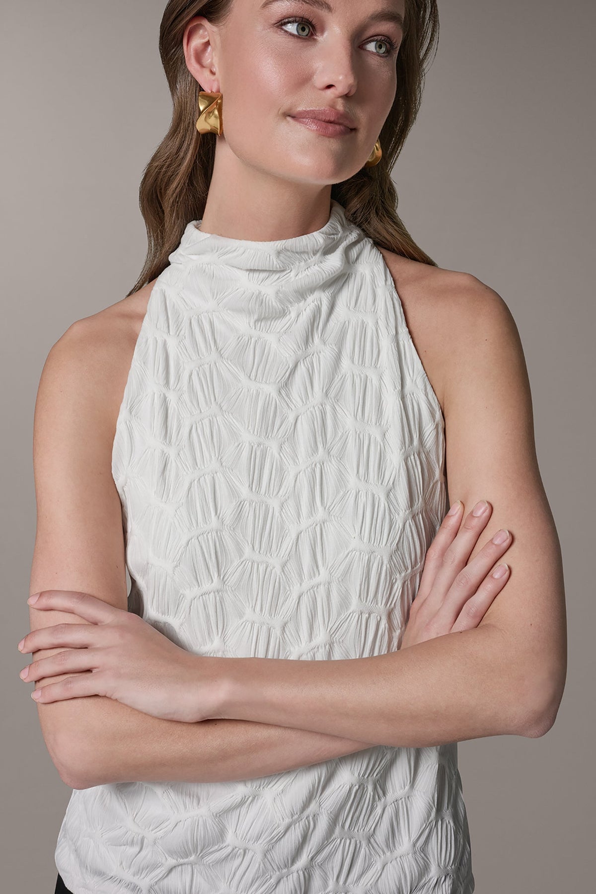 Donna Karan SLEEVELESS MOCK NECK BLOUSE