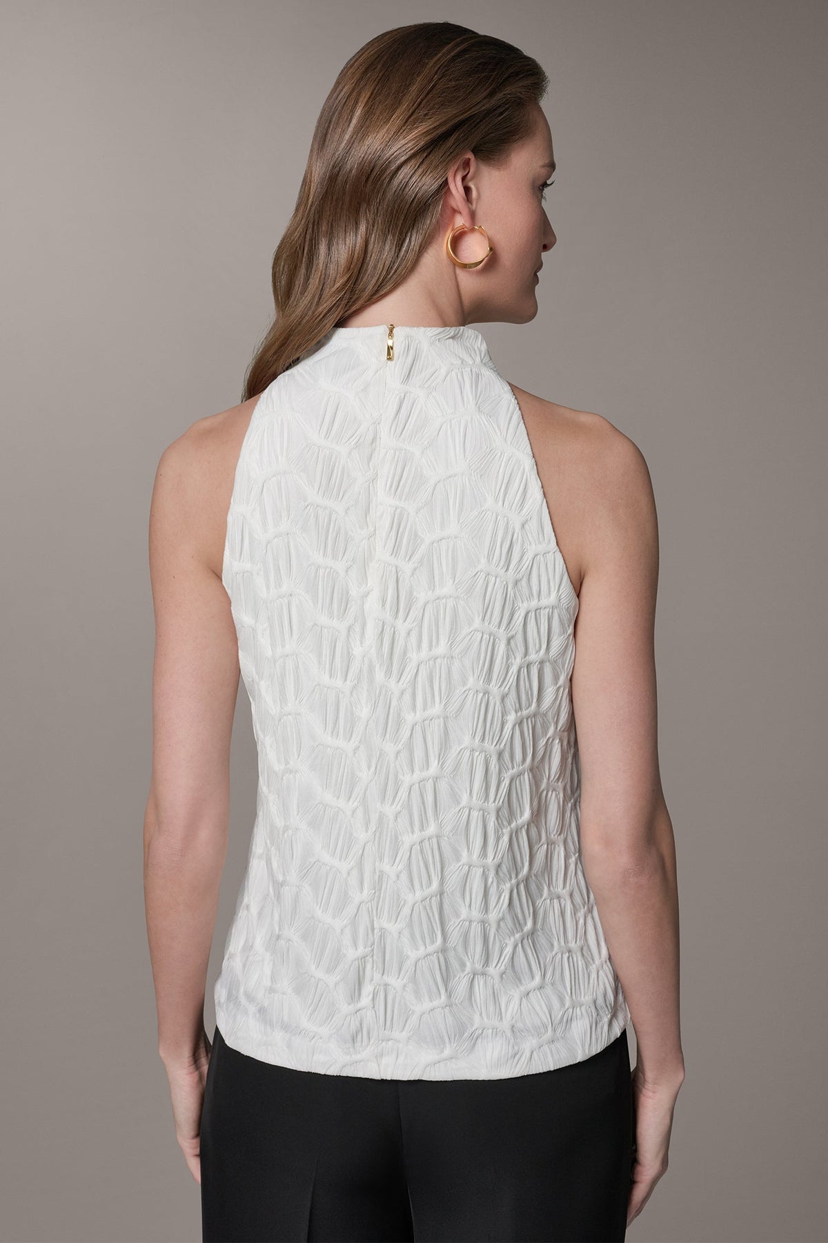 Donna Karan SLEEVELESS MOCK NECK BLOUSE