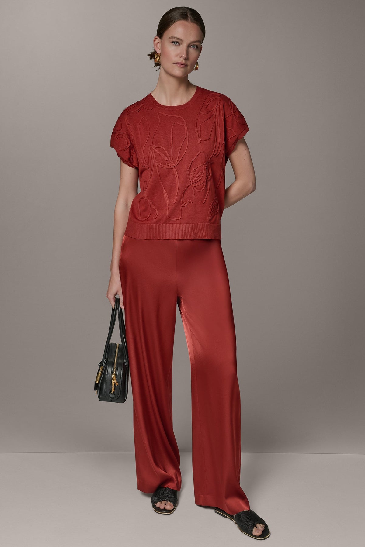 Donna Karan SHORT SLEEVE GEOMETRIC SWEATER