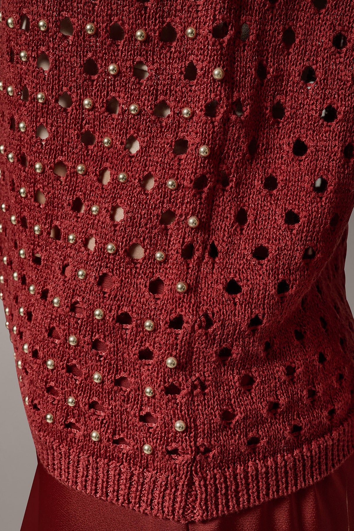 Donna Karan SLEEVELESS OPEN-STITCH HALTER SWEATER