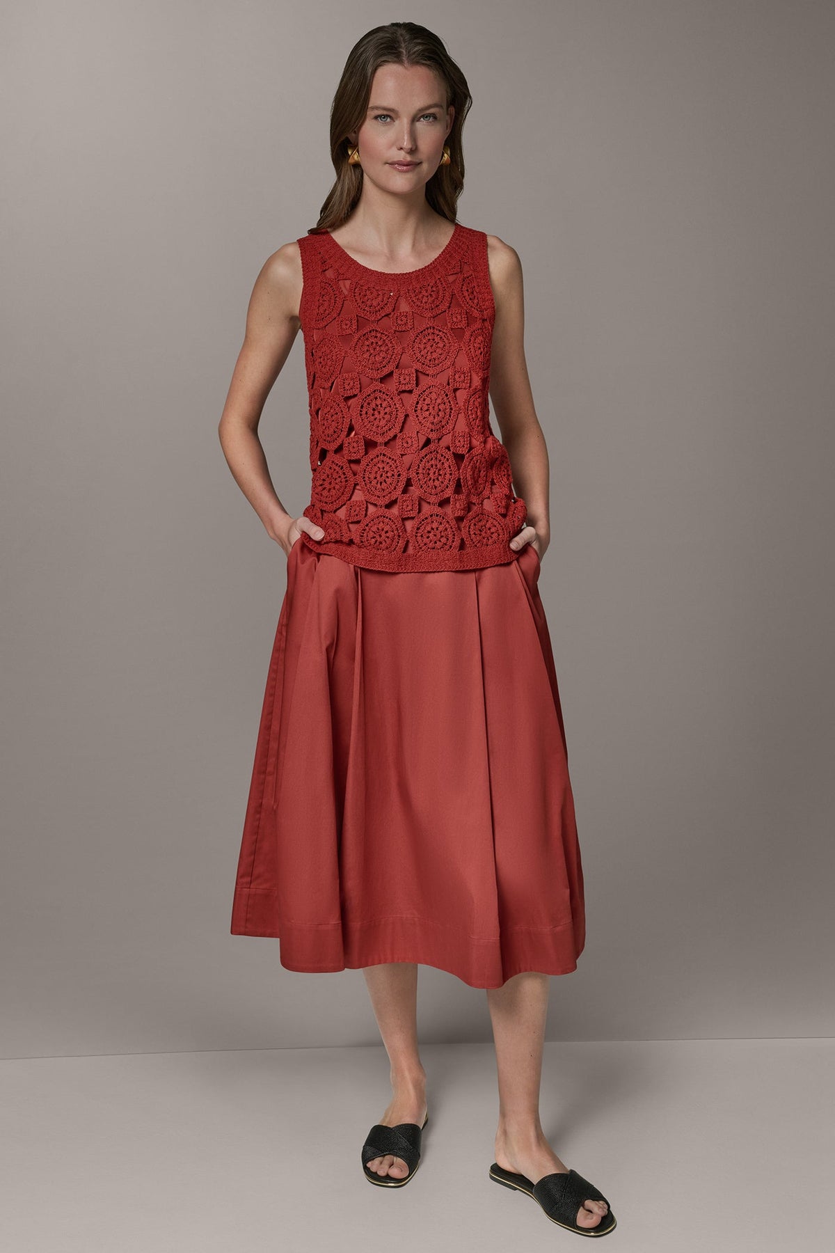 Donna Karan SLEEVELESS CROCHET SHELL
