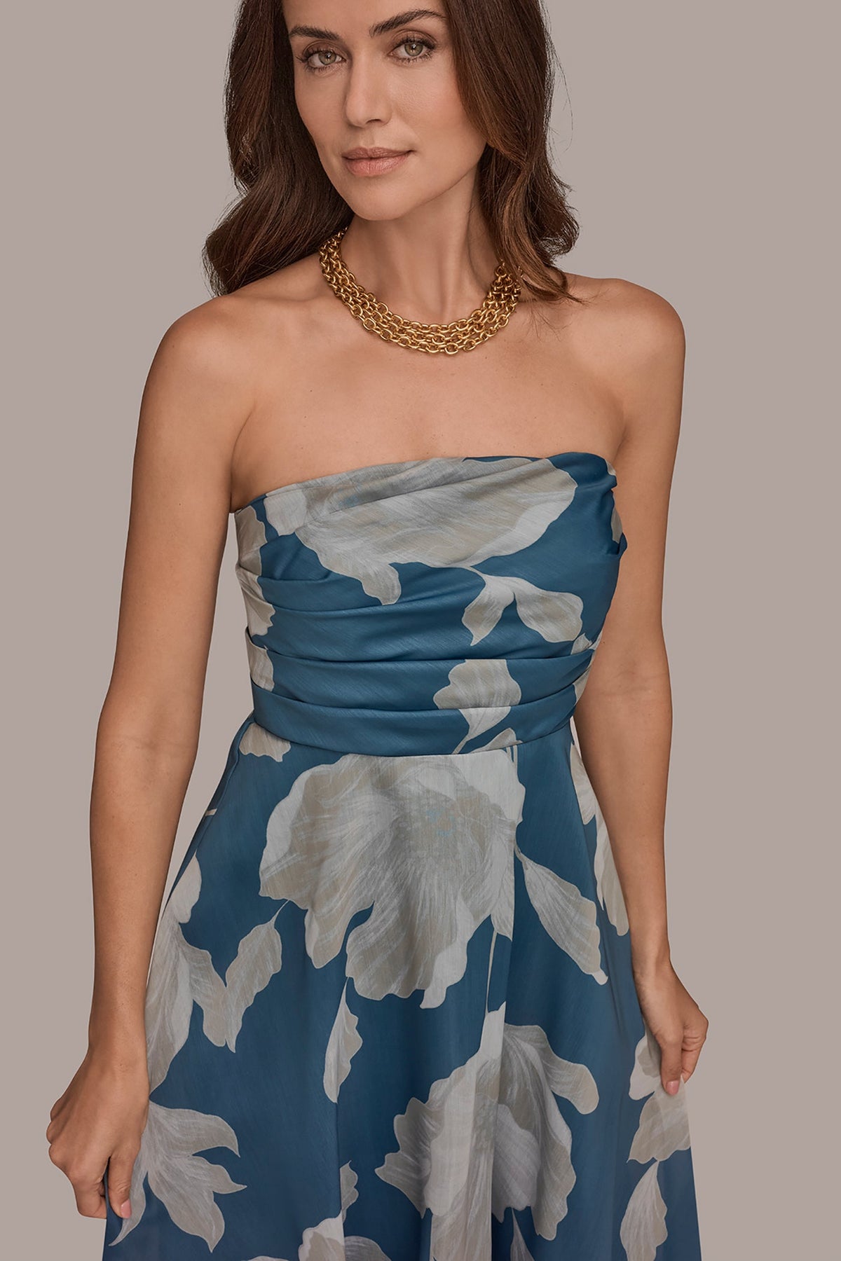 Donna Karan ORGANZA STRAPLESS FLORAL PLEATED GOWN