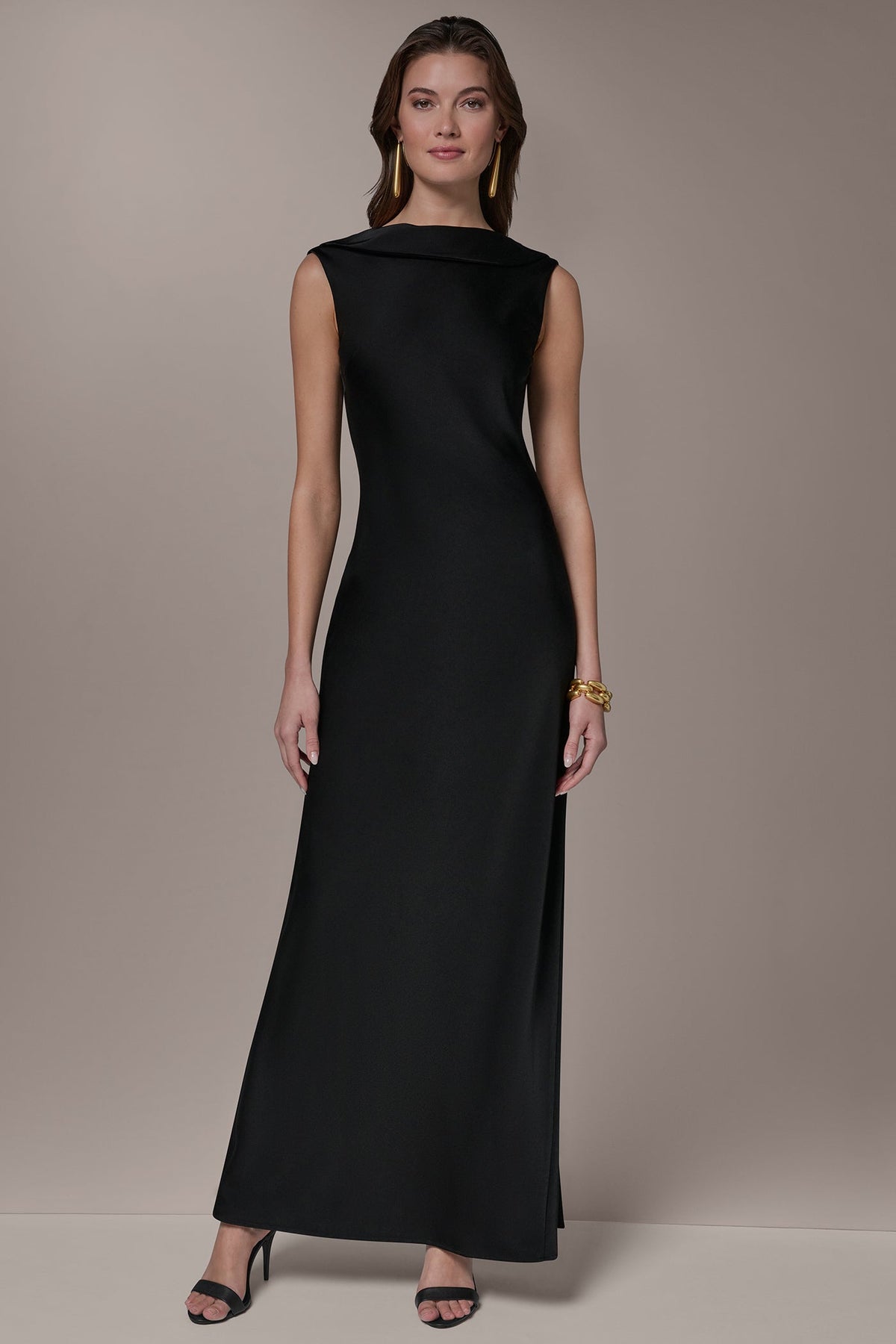 Donna Karan SATIN RUFFLE BACK GOWN