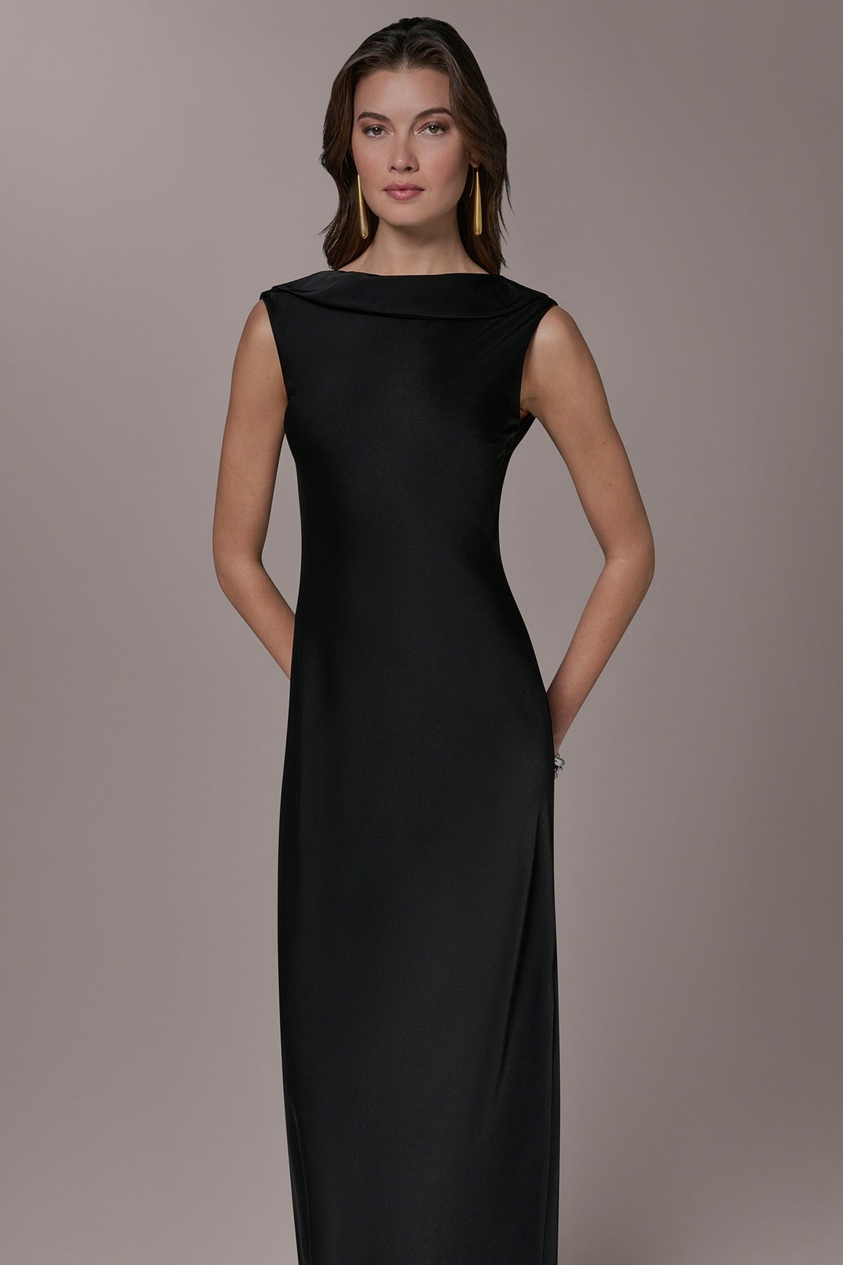 Donna Karan SATIN RUFFLE BACK GOWN
