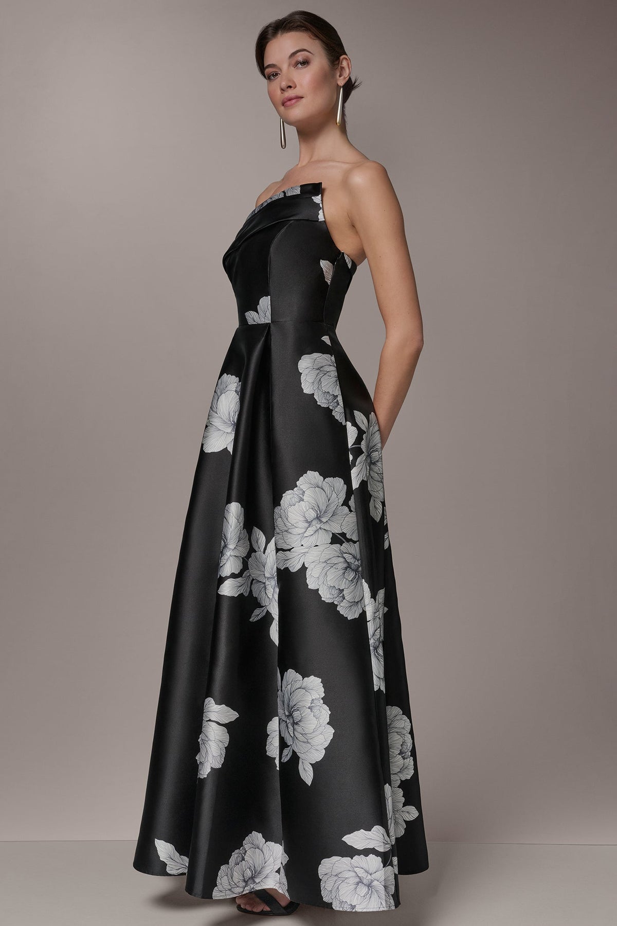 Donna Karan MIKADO FLORAL STRAPLESS BALL GOWN