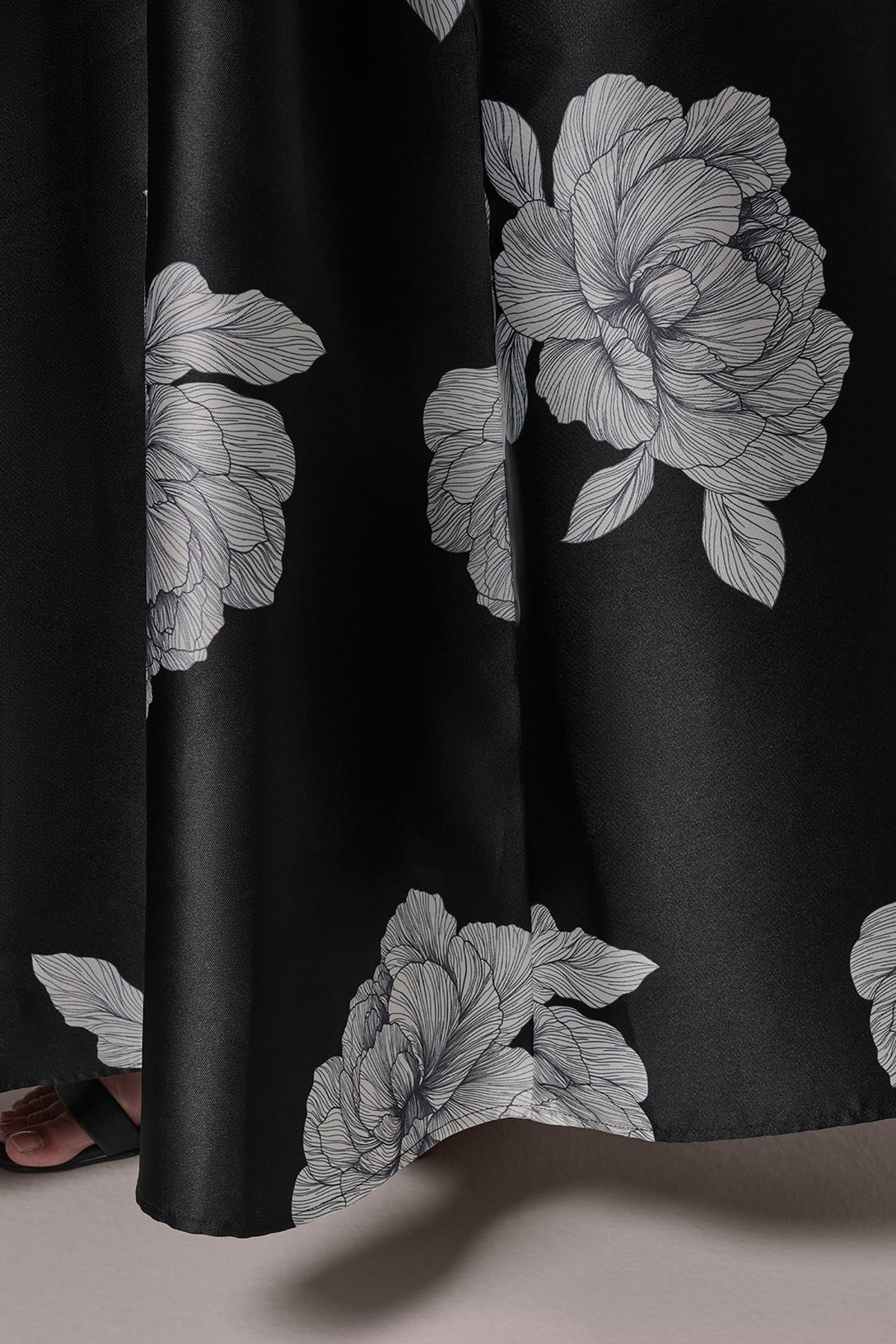 Donna Karan MIKADO FLORAL STRAPLESS BALL GOWN