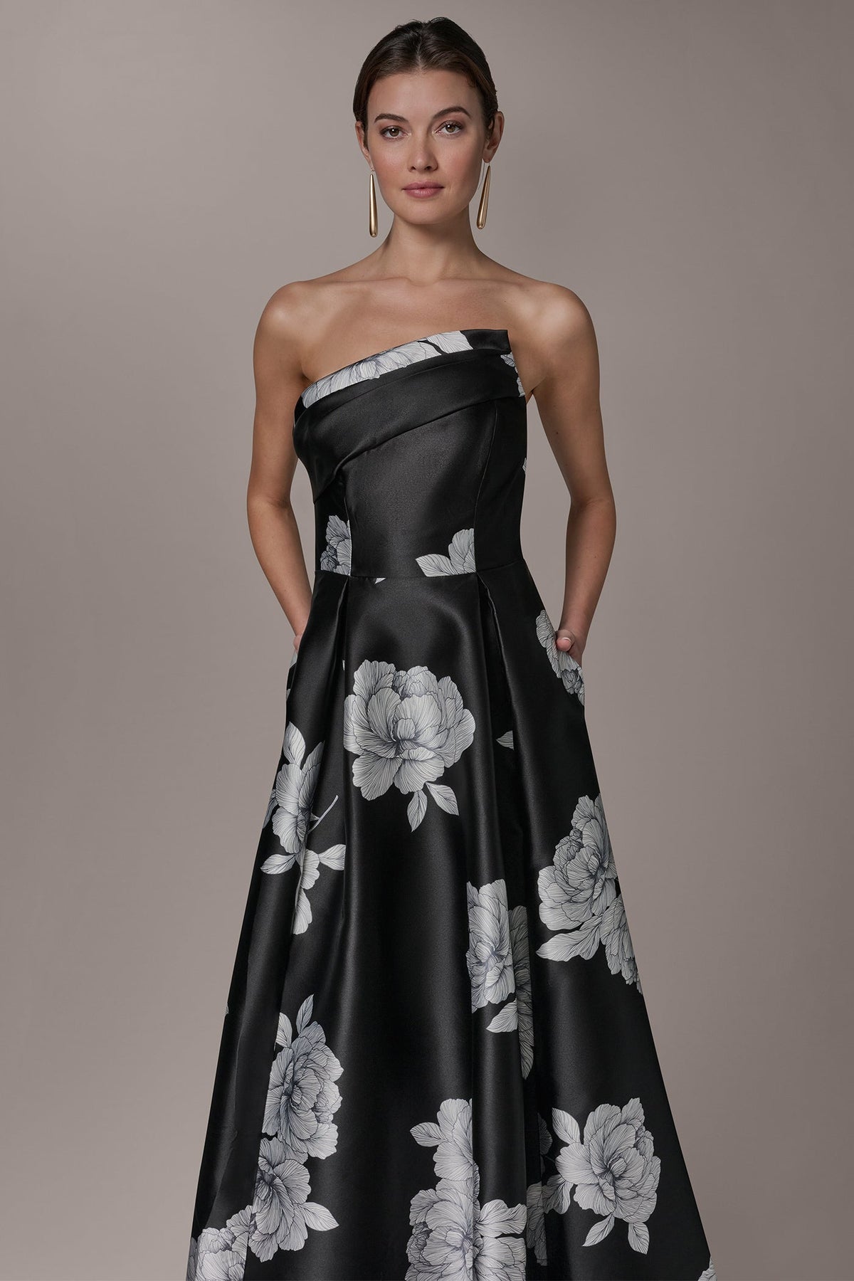 Donna Karan MIKADO FLORAL STRAPLESS BALL GOWN