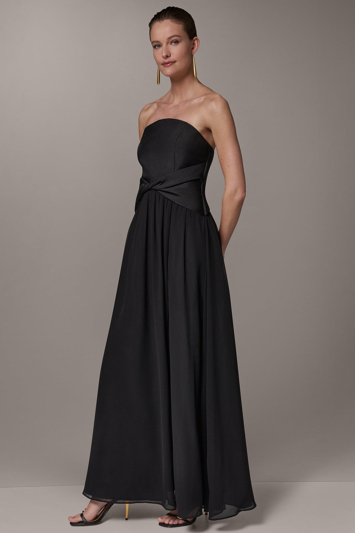 Donna Karan MIKADO AND CHIFFON STRAPLESS TWIST GOWN