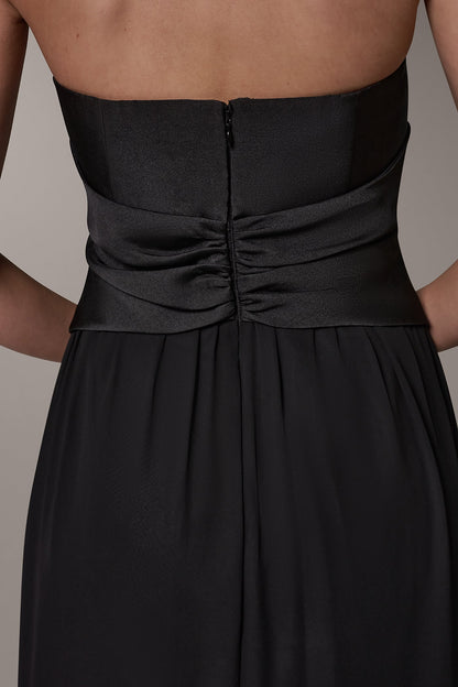 Donna Karan MIKADO AND CHIFFON STRAPLESS TWIST GOWN